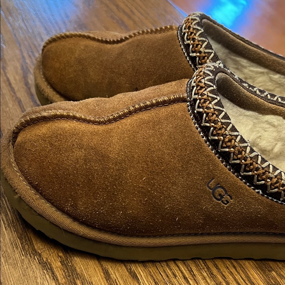UGG Women’s Tasman Chestnut